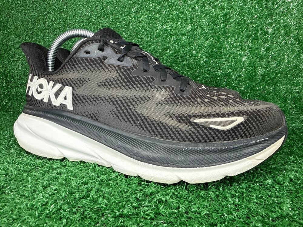 Hoka One One Clifton 9 Womens Size 8 Black Athletic Running Shoes Sneakers